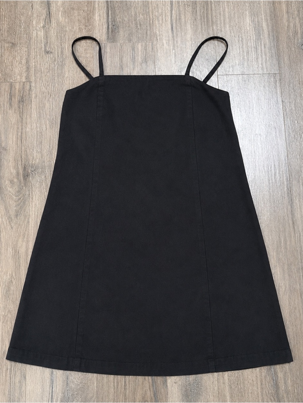 Athleta Black Spaghetti Strap Built In Bra Mini Dress Size Small LBD Classic